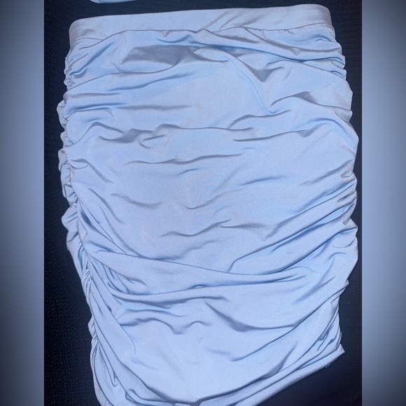 Fashion nova club set baby blue , crossed back, mini skirt - Picture 5 of 6